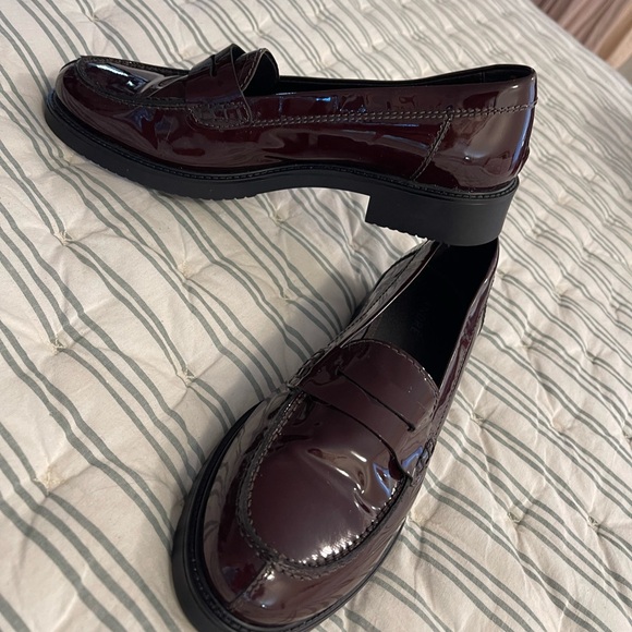 Shoes - Andre Shiny leather Burgundy Loafers